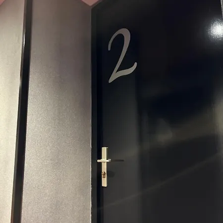 - Restaurant Eugenie Hotel 2*