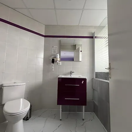 - Restaurant Eugenie Pontorson