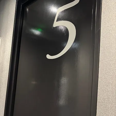 - Restaurant Eugenie 2* Pontorson