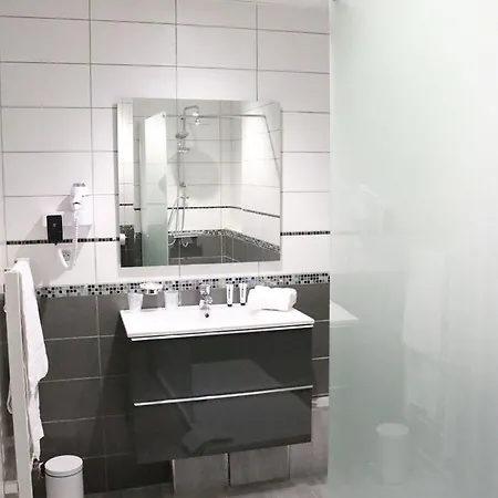 - Restaurant Eugenie فندق 3*