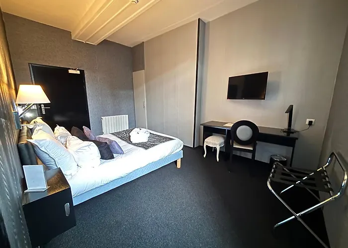 Hotel - Restaurant Eugenie 3*