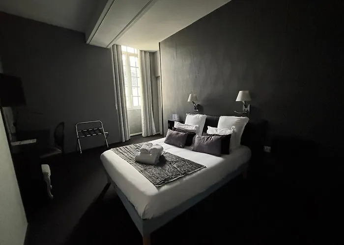 Hotel - Restaurant Eugenie Pontorson