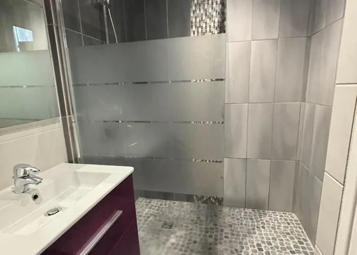 - Restaurant Eugenie Pontorson