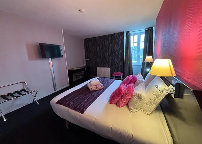 - Restaurant Eugenie Hotel Pontorson