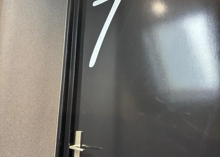 - Restaurant Eugenie 3* Pontorson